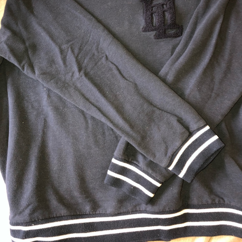 Blue Sweatshirt - Picture 4 of 4